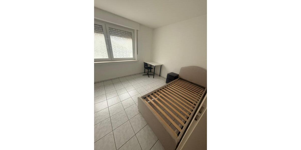 Wohnen auf Zeit Werl - 3 Zimmer, 14 m&sup2;, 470&euro; | Angebot:25883696