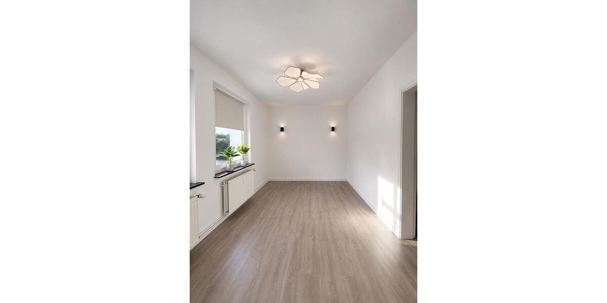 Etagenwohnung Geestland - 5 Zimmer, 121 m&sup2;, 1.200&euro; | Angebot:26626063