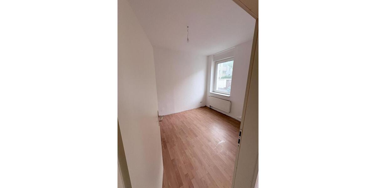Erdgeschoßwohnung Hagen Hagen-Nord - 3 Zimmer, 84 m&sup2;, 546&euro; | Angebot:26598054