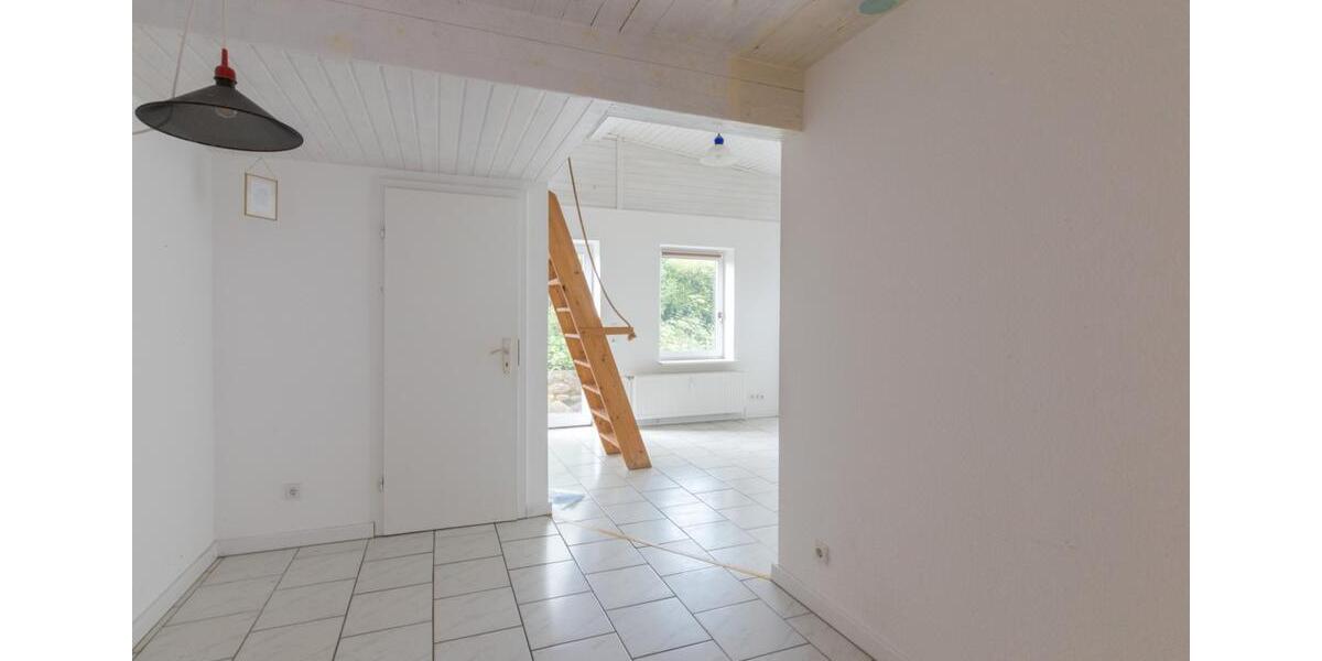 Erdgeschoßwohnung Rabenkirchen-Faulück Faulück - 4 Zimmer, 185 m&sup2;, 990&euro; | Angebot:23396471