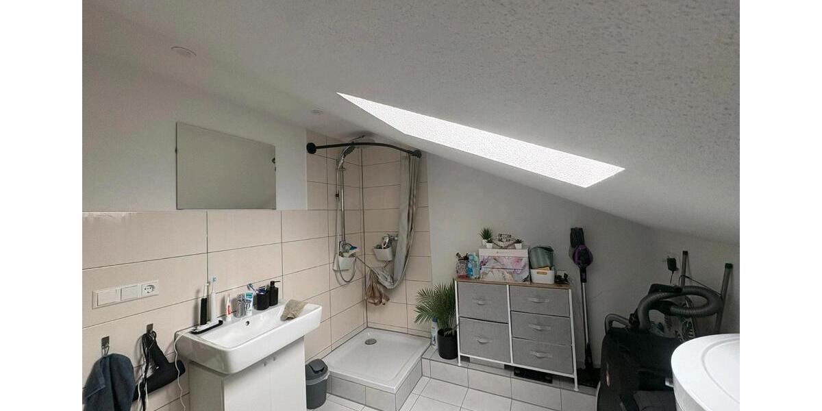 Dachgeschoßwohnung Mühlacker - 2 Zimmer, 60 m&sup2;, 650&euro; | Angebot:26692450