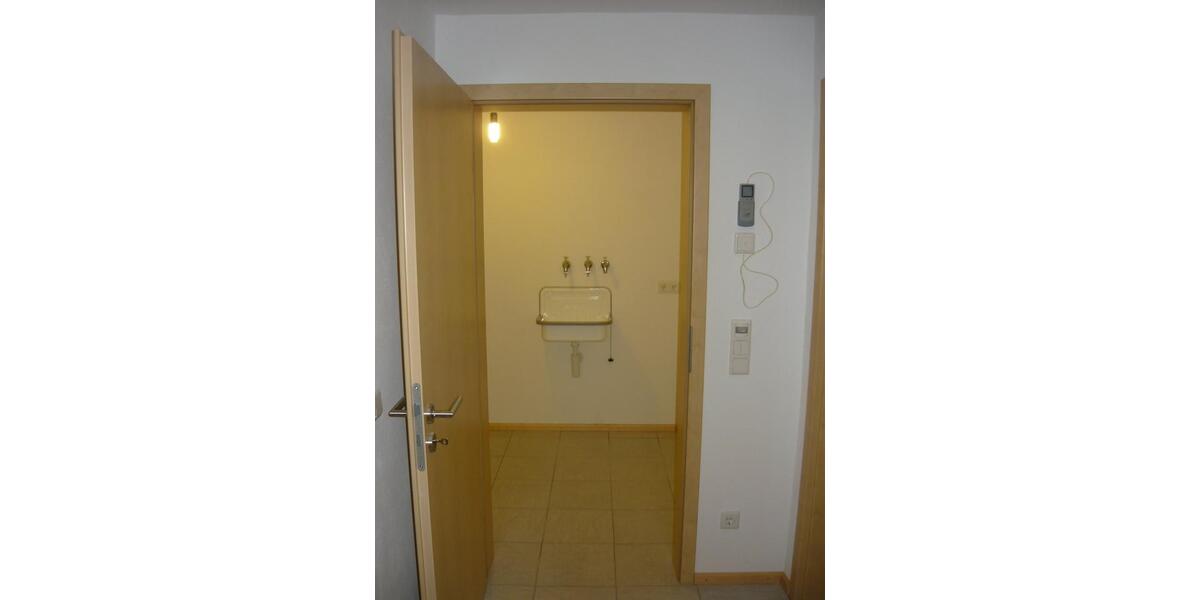 Wohnen auf Zeit Pfaffing - 1 Zimmer, 118 m&sup2;, 592&euro; | Angebot:25969745