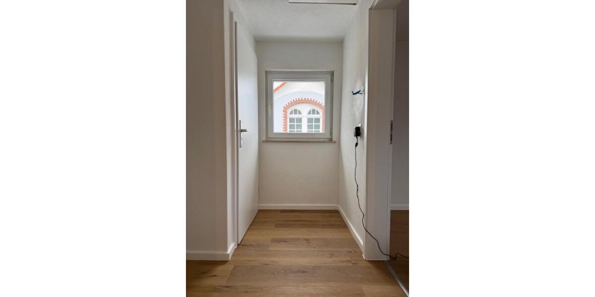 Dachgeschoßwohnung Karlsruhe Neureut - 4 Zimmer, 70 m&sup2;, 1.300&euro; | Angebot:23693533