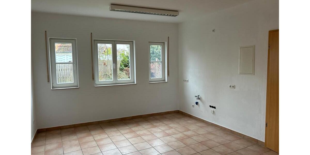 Gewerbeobjekt Butzbach - 1.000&euro; | Angebot:23390352