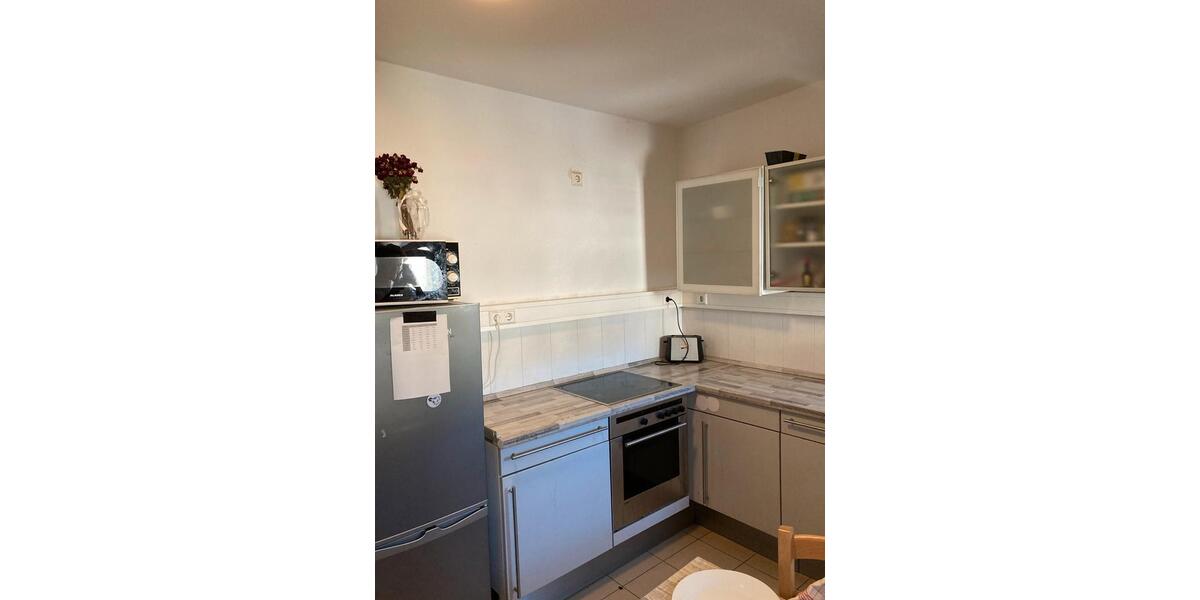 Wohnen auf Zeit Halle (Saale) - 4 Zimmer, 15 m&sup2;, 215&euro; | Angebot:25543238