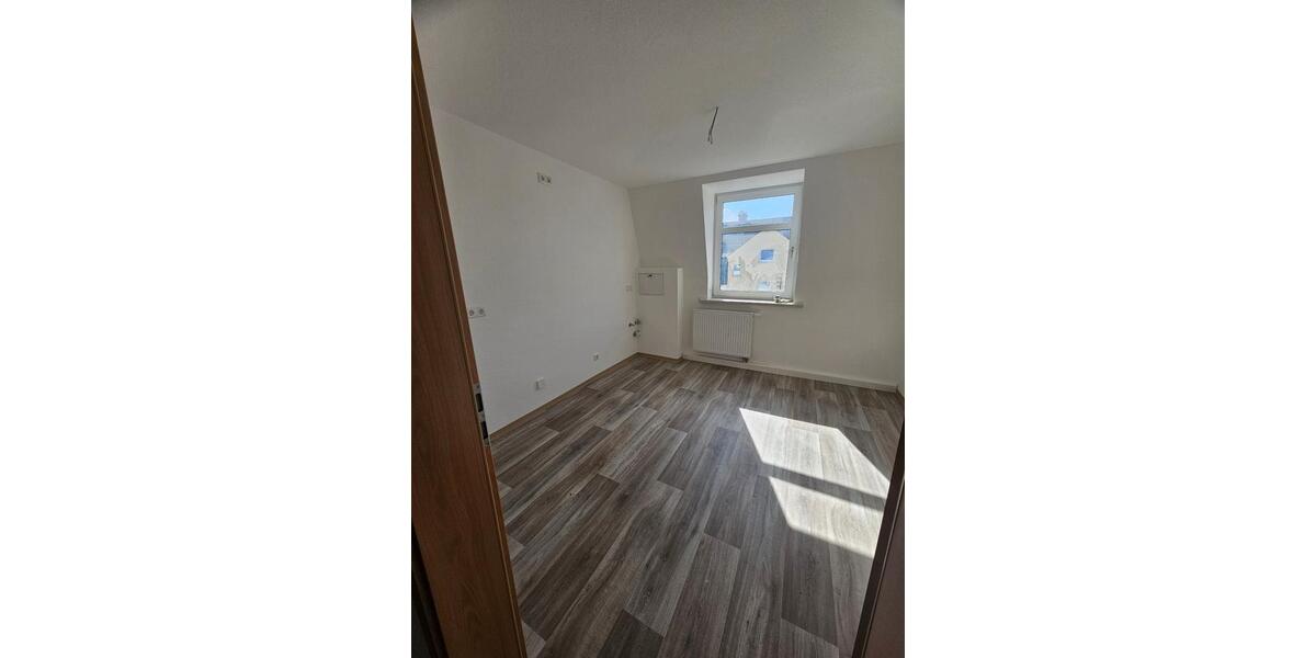 Dachgeschoßwohnung Gelenau/Erzgebirge Erzgebirge - 2 Zimmer, 48 m&sup2;, 323&euro; | Angebot:26618997