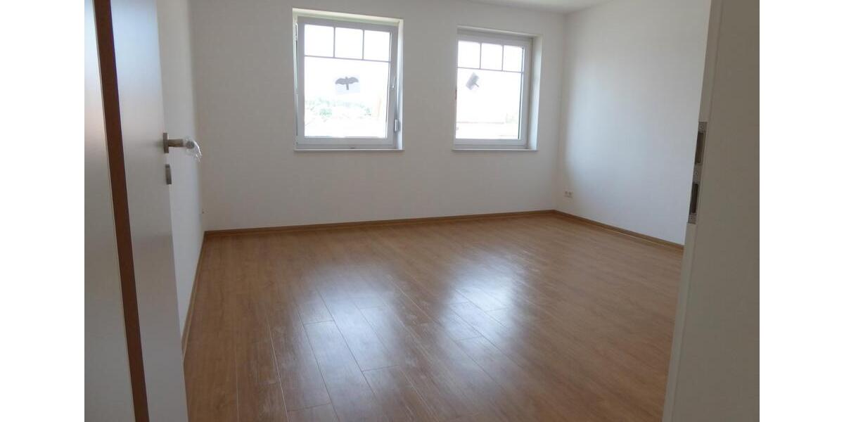 Etagenwohnung Werder (Havel) - 3 Zimmer, 82 m&sup2;, 1.300&euro; | Angebot:26682359