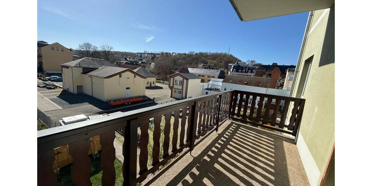 Etagenwohnung Greiz - 2 Zimmer, 60 m&sup2;, 318&euro; | Angebot:26070755