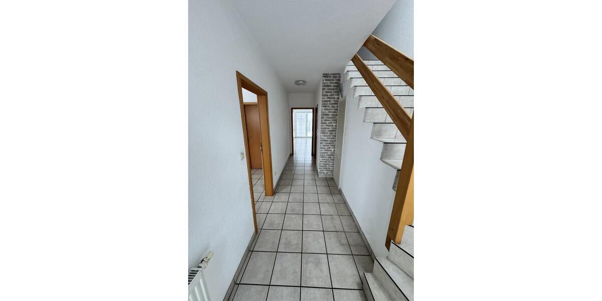 Reihenhaus Gifhorn - 4 Zimmer, 120 m&sup2;, 1.300&euro; | Angebot:24763865