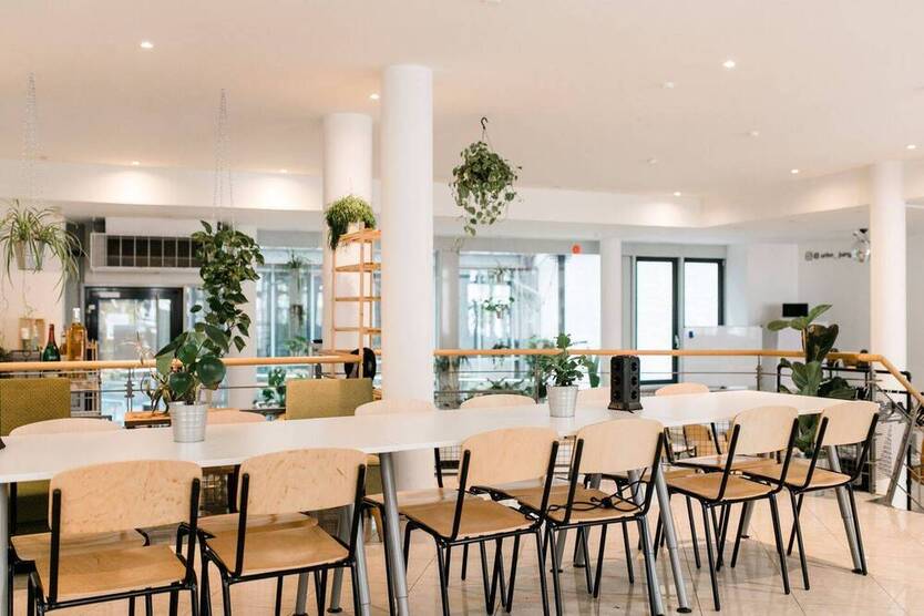 Arbeitsplätze in modernem Coworking Space in schöner Passage - All-in-Miete