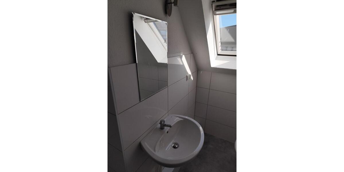 Dachgeschoßwohnung Hannover Vahrenwald-List - 3 Zimmer, 65 m&sup2;, 660&euro; | Angebot:26562581