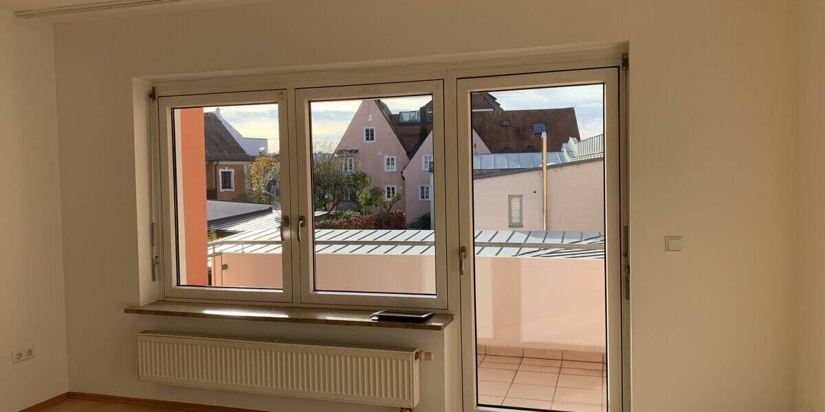 Etagenwohnung Deggendorf - 3 Zimmer, 81 m&sup2;, 850&euro; | Angebot:26474811