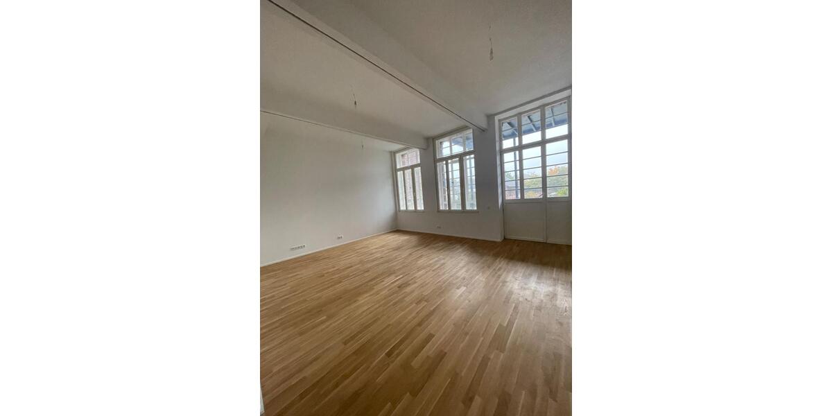Hochparterre Wermelskirchen - 3 Zimmer, 130 m&sup2;, 1.680&euro; | Angebot:25580152