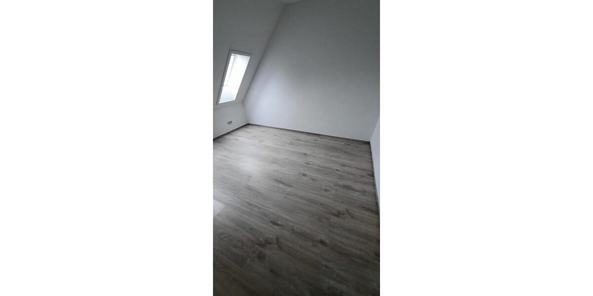 Maisonettenwohnung Ellrich - 3 Zimmer, 75 m&sup2;, 450&euro; | Angebot:25052775