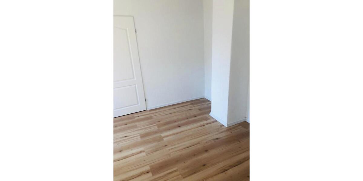 Dachgeschoßwohnung Wilkau-Haßlau Haßlau - 3 Zimmer, 67 m&sup2;, 415&euro; | Angebot:25758524