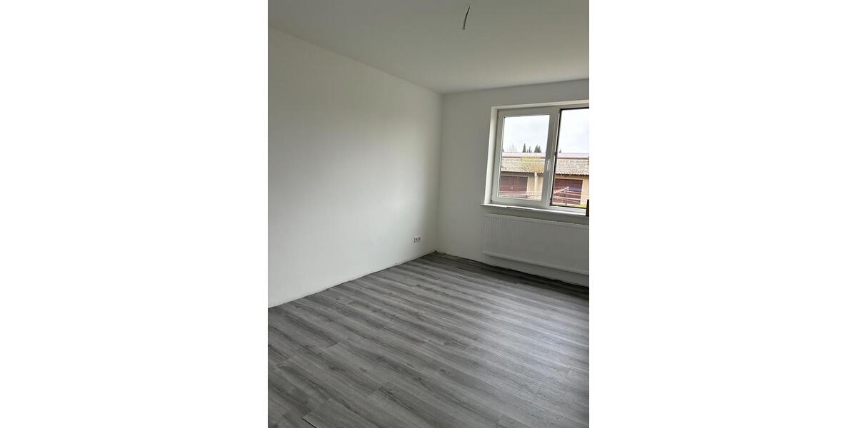 Erdgeschoßwohnung Luckenwalde - 4 Zimmer, 70 m&sup2;, 1.100&euro; | Angebot:26237505