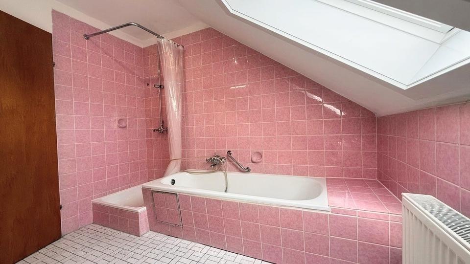 Dachgeschoßwohnung Mühlacker - 2 Zimmer, 54 m&sup2;, 620&euro; | Angebot:26610124