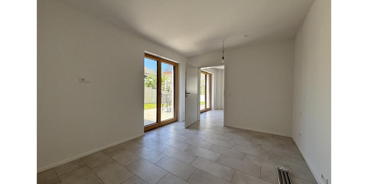 Erdgeschoßwohnung Ilsfeld - 2.5 Zimmer, 66 m&sup2;, 950&euro; | Angebot:26393573