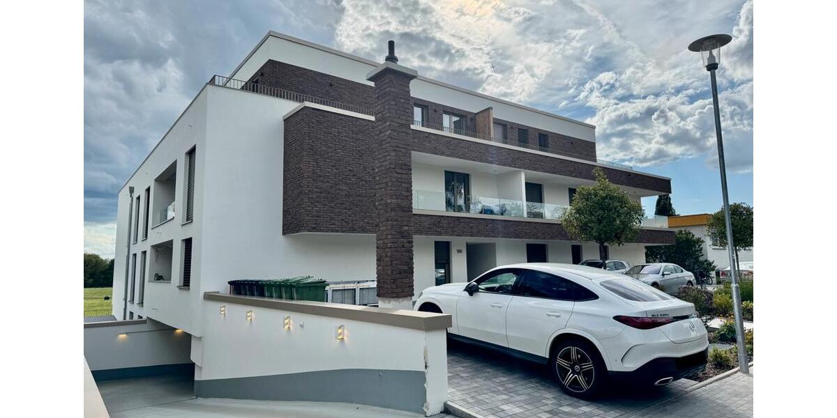 Einfamilienhaus Maintal - 4 Zimmer, 202 m&sup2;, 3.990&euro; | Angebot:26001612