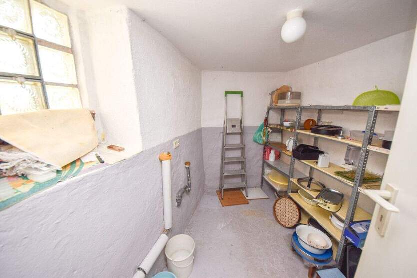 DIETZ: Gepflegtes Fachwerkhaus mit Garten, kleinem Nebengebäude im Babenhausen OT Harpertshausen! 5 zimmer