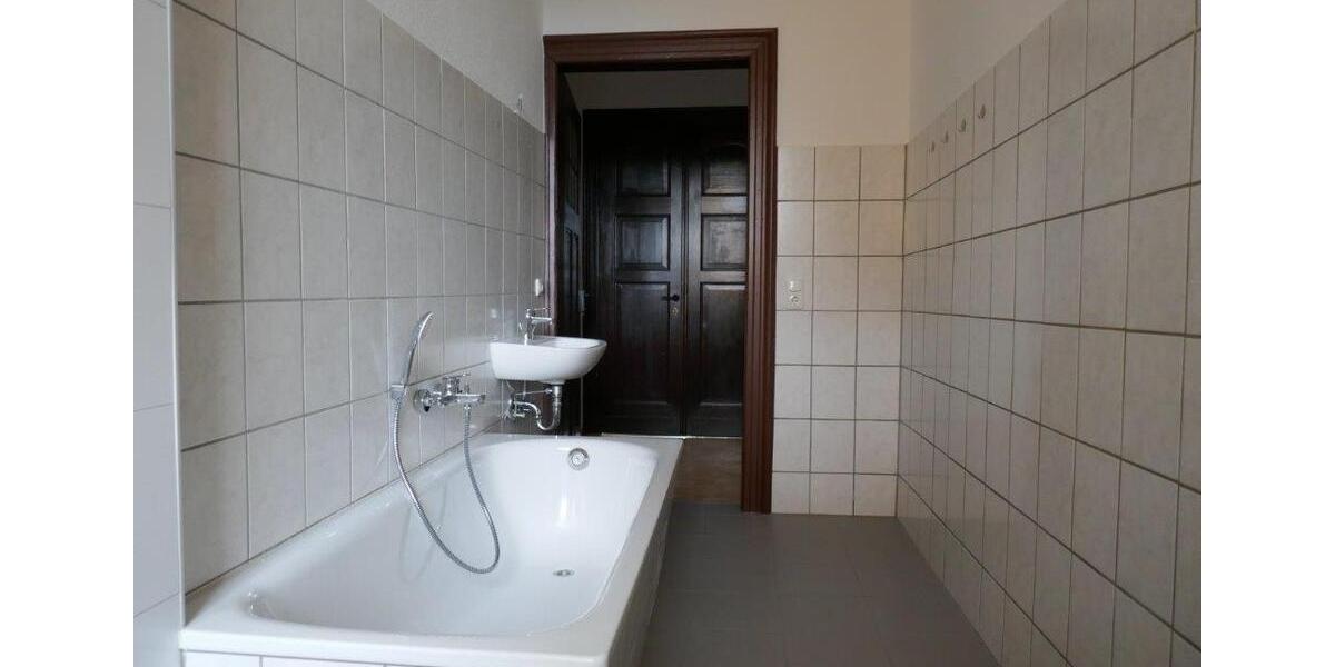 Etagenwohnung Zeitz - 4 Zimmer, 118 m&sup2;, 620&euro; | Angebot:26566055