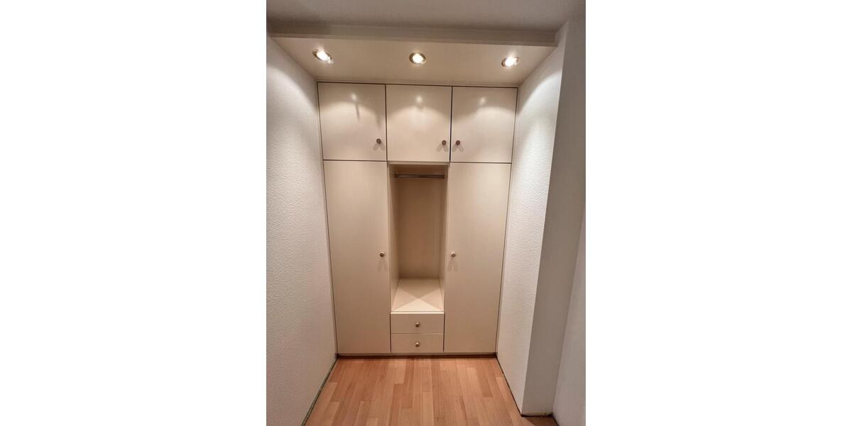 Etagenwohnung Karlsruhe Knielingen - 3 Zimmer, 89 m&sup2;, 1.350&euro; | Angebot:26495367