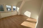 Dachgeschoßwohnung Bremen Hemelingen - 4 Zimmer, 97 m&sup2;, 1.250&euro; | Angebot:25645799