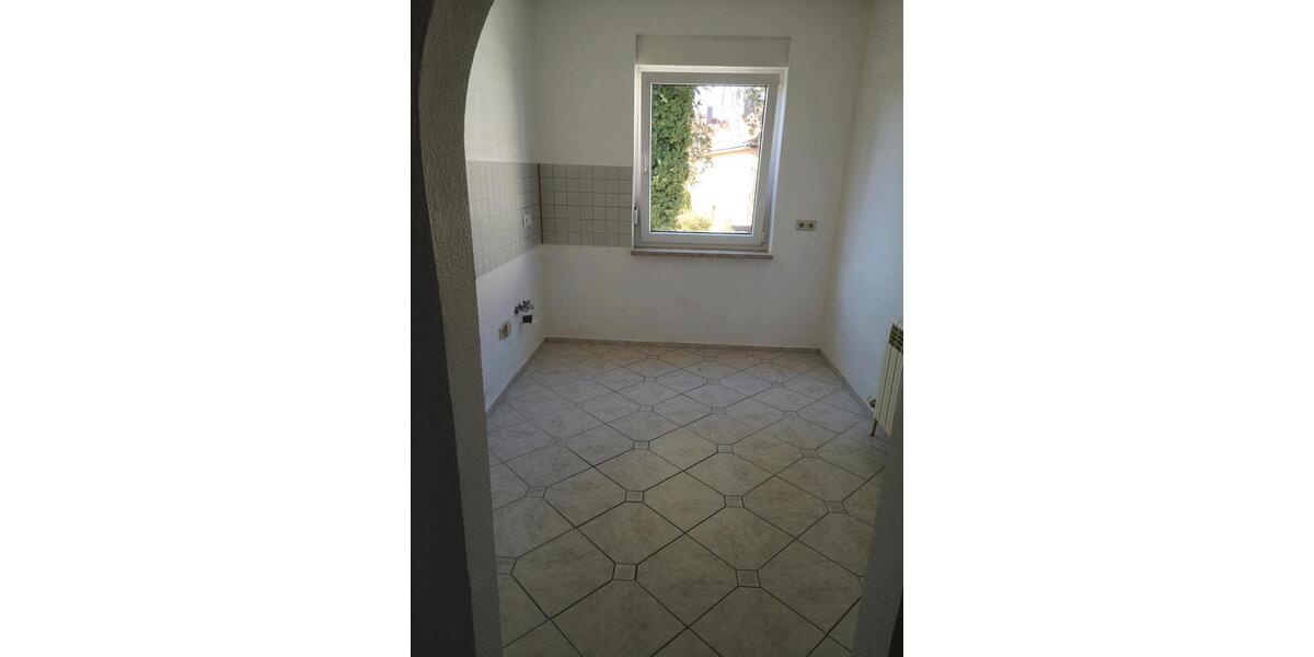 Etagenwohnung Hettstedt - 3 Zimmer, 55 m&sup2;, 300&euro; | Angebot:25992952