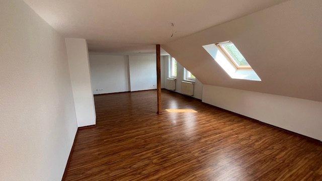 Etagenwohnung Meißen - 3 Zimmer, 85 m&sup2;, 680&euro; | Angebot:26515935