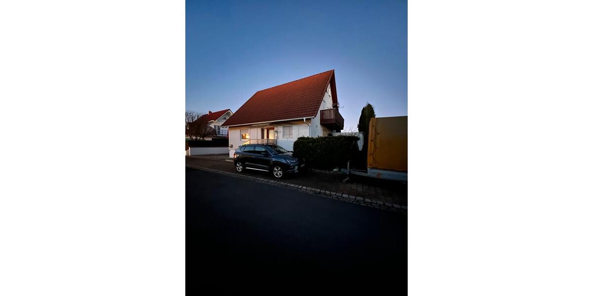 Einfamilienhaus Schwebheim - 6 Zimmer, 165 m&sup2;, 2.390&euro; | Angebot:24820196