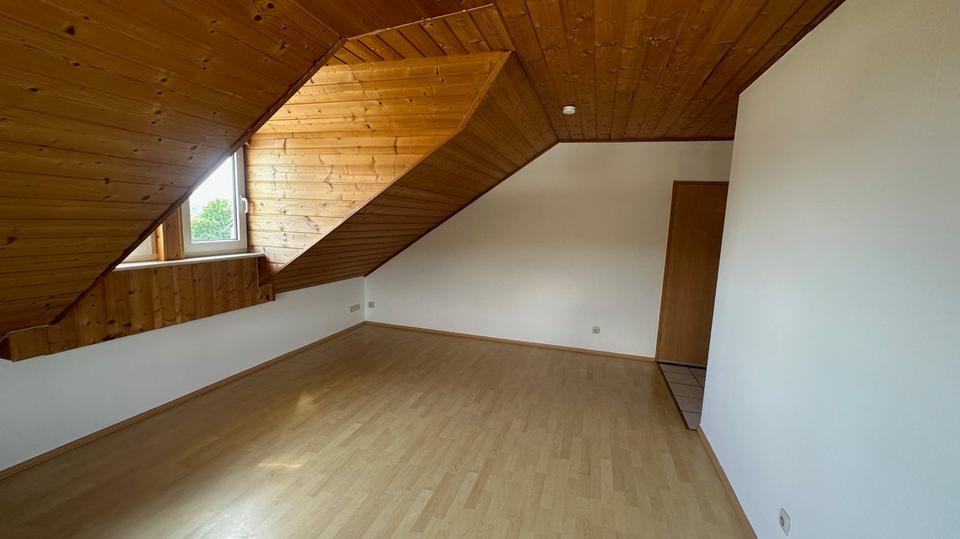 Etagenwohnung Netphen - 1 Zimmer, 64 m&sup2;, 580&euro; | Angebot:26623779