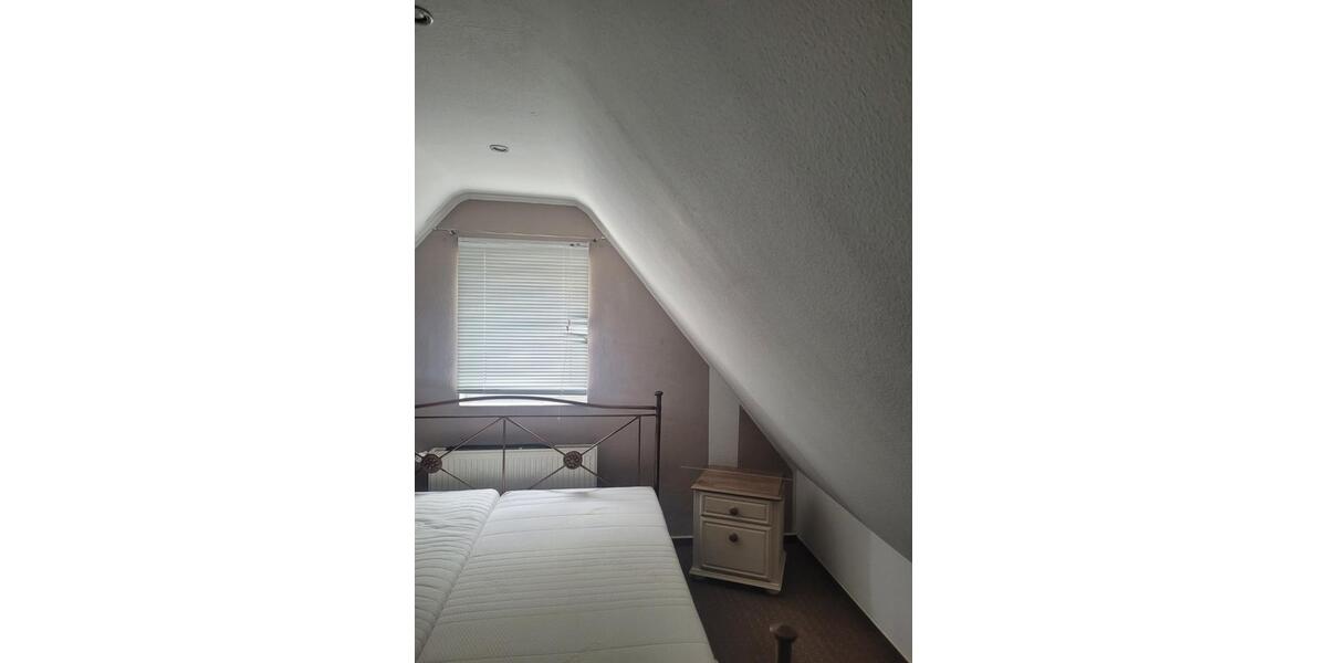 Gemütliche 2,5-Zimmer-Wohnung, teilmöbliert 2.5 zimmer