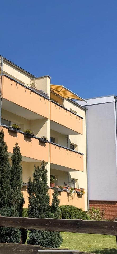 3-Zimmerwohnung mit neuem Badezimmer, Einbauküche und Balkon zimmer