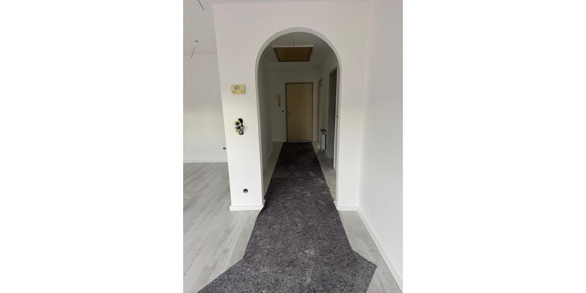 Dachgeschoßwohnung Siegburg - 2 Zimmer, 84 m&sup2;, 1.120&euro; | Angebot:26626435