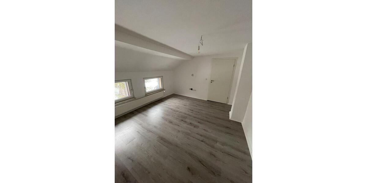 Reihenhaus Dortmund Eving - 5 Zimmer, 120 m&sup2;, 1.600&euro; | Angebot:24755208