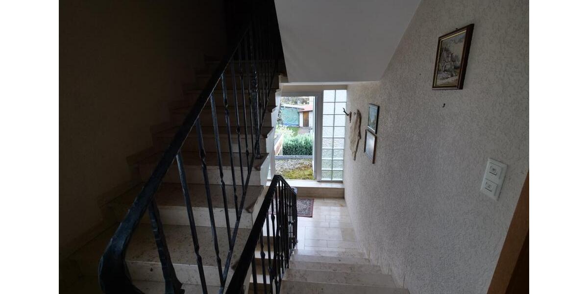 3,5 Zim. Wohnung, Einbauküche, Fußbodenheiz. HWR, Keller, Winterg 3.5 zimmer