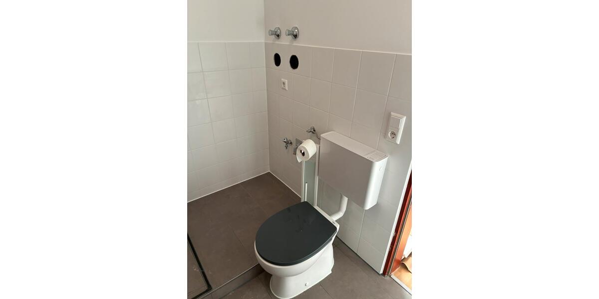 Etagenwohnung Ditzingen - 2 Zimmer, 67 m&sup2;, 1.300&euro; | Angebot:25935923