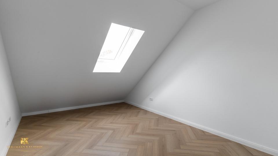 Dachgeschoßwohnung Wolfsburg Alt-Wolfsburg - 4 Zimmer, 112 m&sup2;, 1.007&euro; | Angebot:25232791