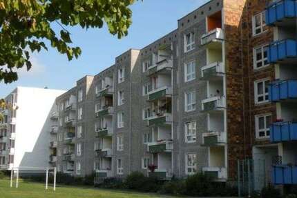 Wohnung Stralsund Langendorfer Berg - 3 Zimmer, 66 m&sup2;, 394&euro; | Angebot:26985158