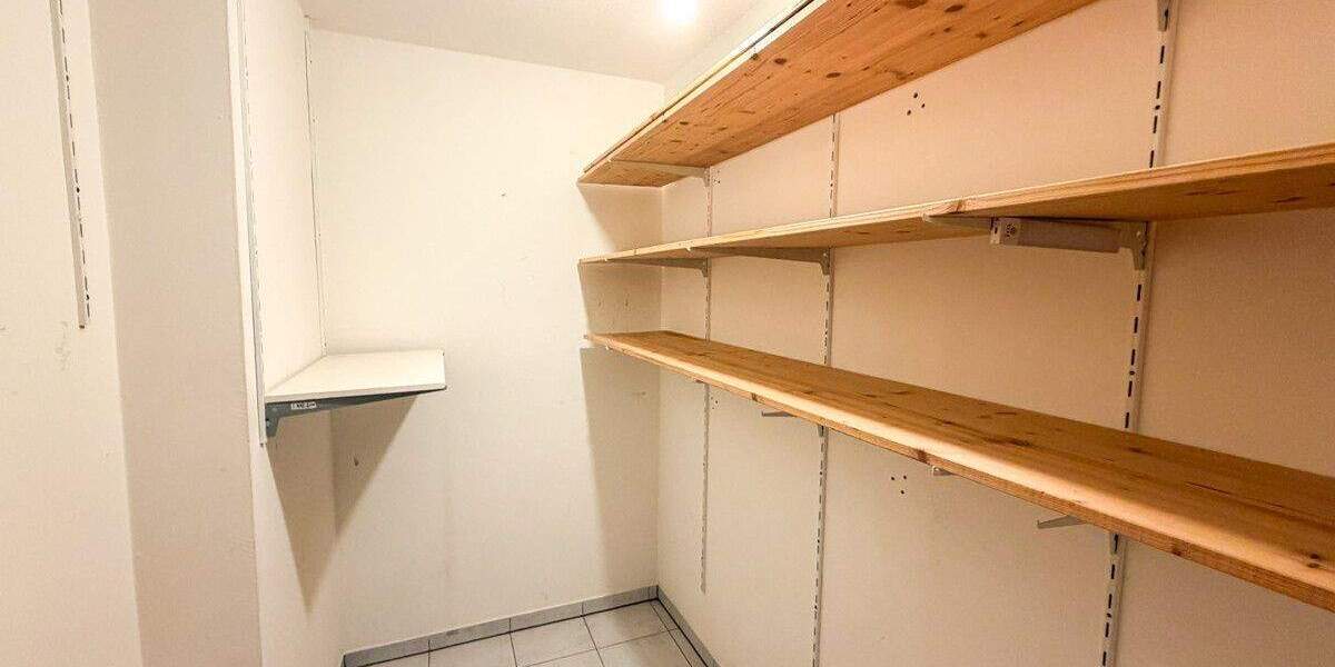 Etagenwohnung Leidersbach - 2 Zimmer, 80 m&sup2;, 600&euro; | Angebot:24710534