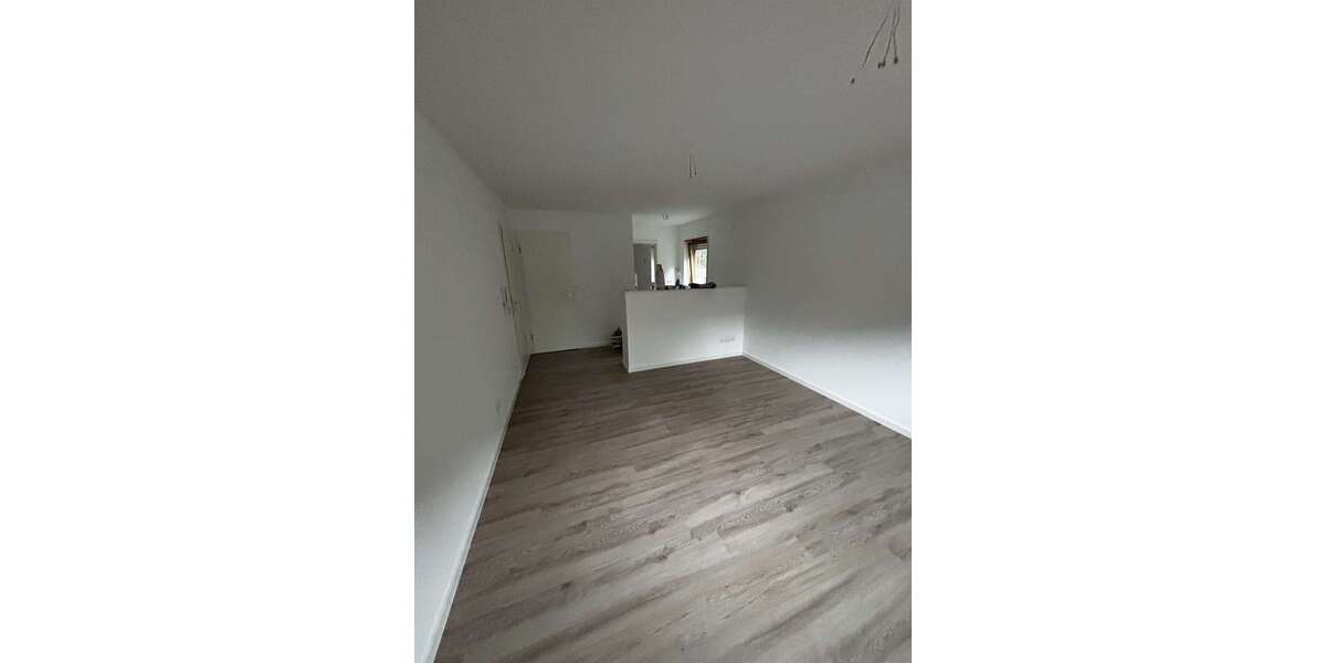 Etagenwohnung Sandhausen - 2 Zimmer, 33 m&sup2;, 590&euro; | Angebot:26797351