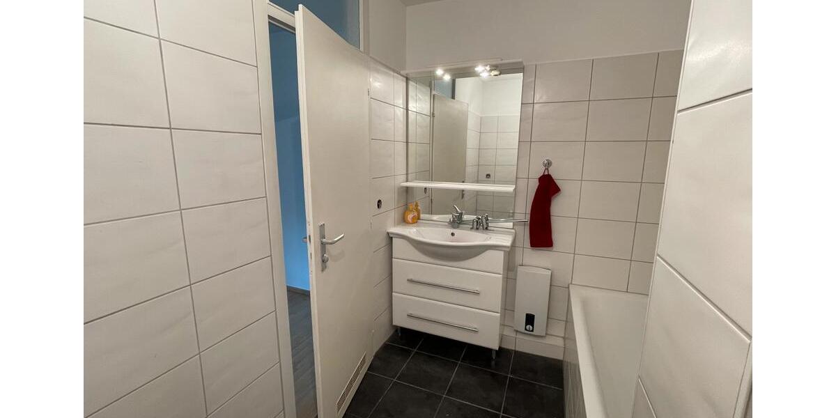 Etagenwohnung Reinbek - 4 Zimmer, 99 m&sup2;, 1.385&euro; | Angebot:25517245