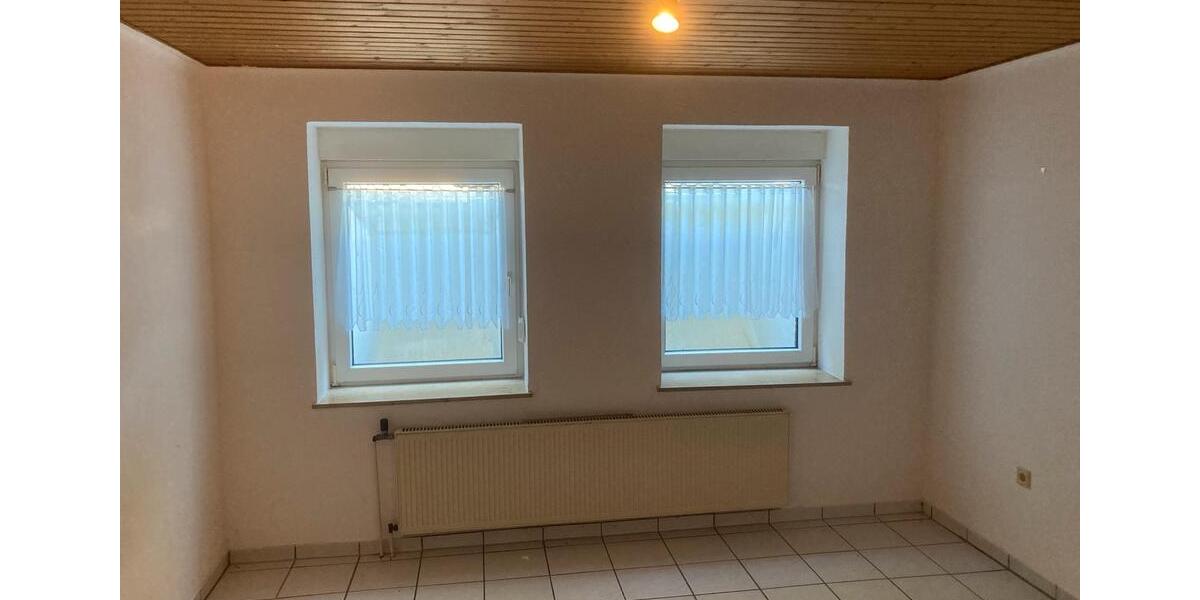 Preiswert und Zentral wohnen in Siegen Mietwohnung inkl. Küche 5 zimmer