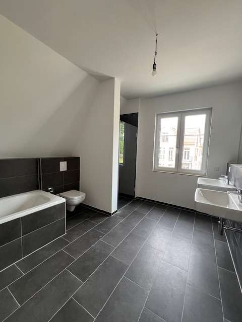Haus zum Mieten in Beelitz 2.180 € 147.59 m² 5 zimmer