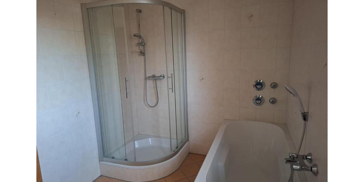 Etagenwohnung Vogtareuth - 3 Zimmer, 92 m&sup2;, 1.150&euro; | Angebot:24825948