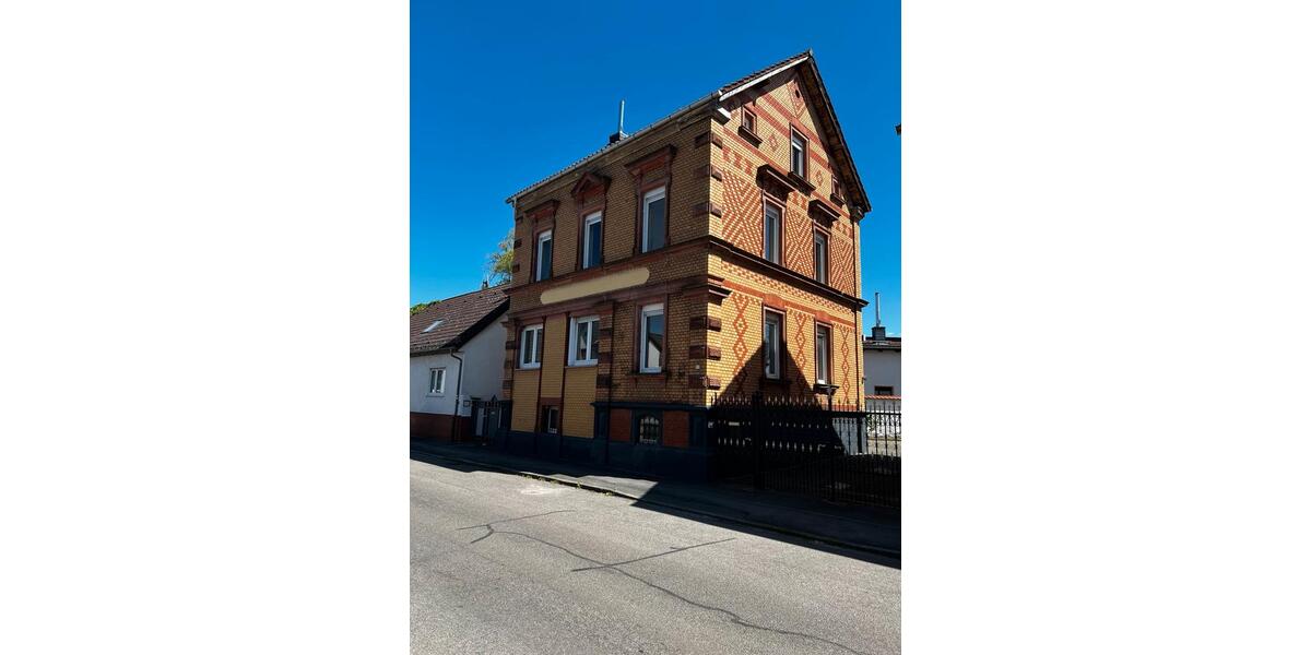 Einfamilienhaus Münster (Hessen) - 9 Zimmer, 180 m&sup2;, 2.450&euro; | Angebot:21530701