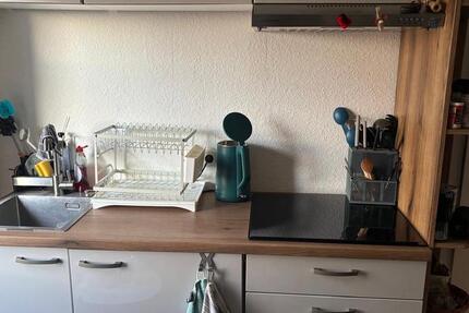 2-Zi-Dachgeschoß hochwertig renoviert und ausgestattet 2 zimmer