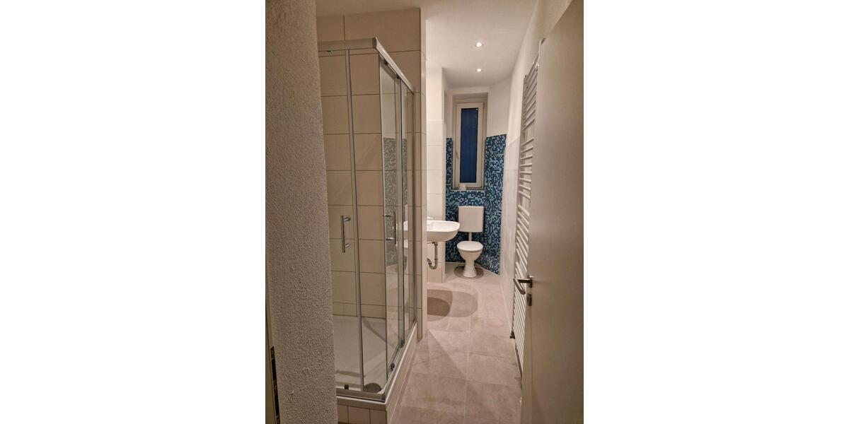 Erdgeschoßwohnung Pforzheim - 4 Zimmer, 80 m&sup2;, 1.200&euro; | Angebot:23836537