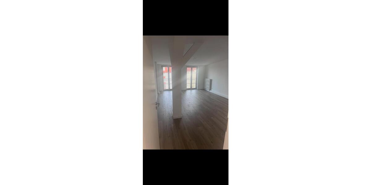 Etagenwohnung Greifswald - 3 Zimmer, 116 m&sup2;, 1.390&euro; | Angebot:26293642
