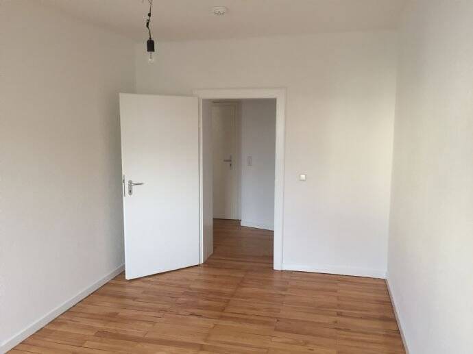 Etagenwohnung Saarbrücken Alt-Saarbrücken - 4 Zimmer, 110 m&sup2;, 955&euro; | Angebot:25726950